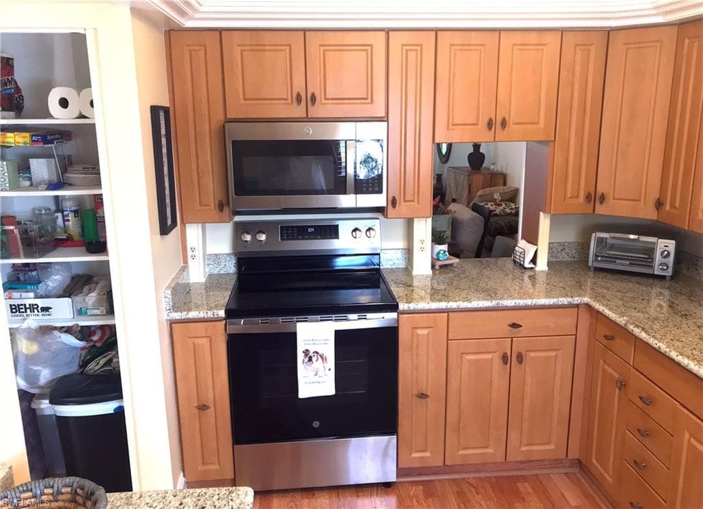 4295 Island CIR # 2, FORT MYERS FL 33919-10