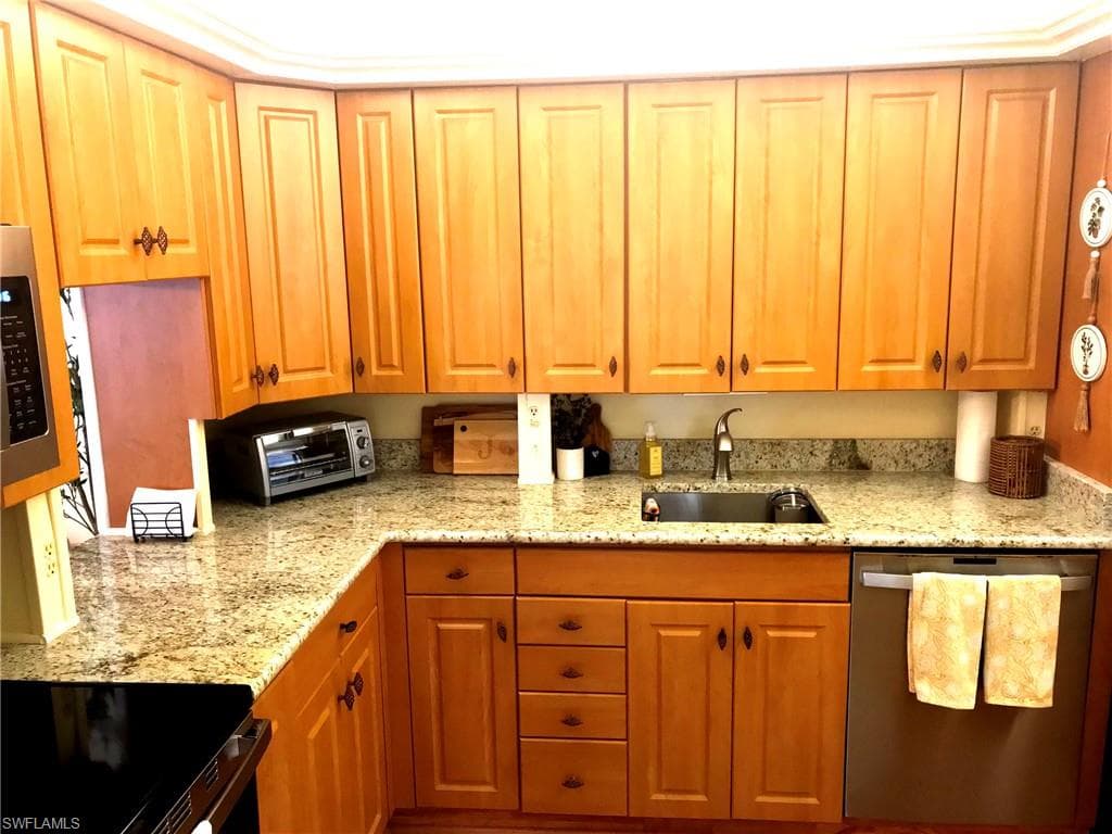 4295 Island CIR # 2, FORT MYERS FL 33919-7