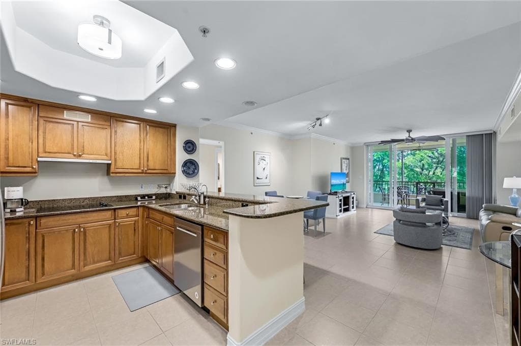 2728 Tiburon BLVD E # A204, NAPLES FL 34109-5