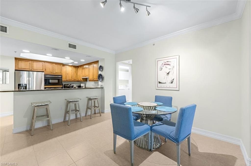 2728 Tiburon BLVD E # A204, NAPLES FL 34109-8