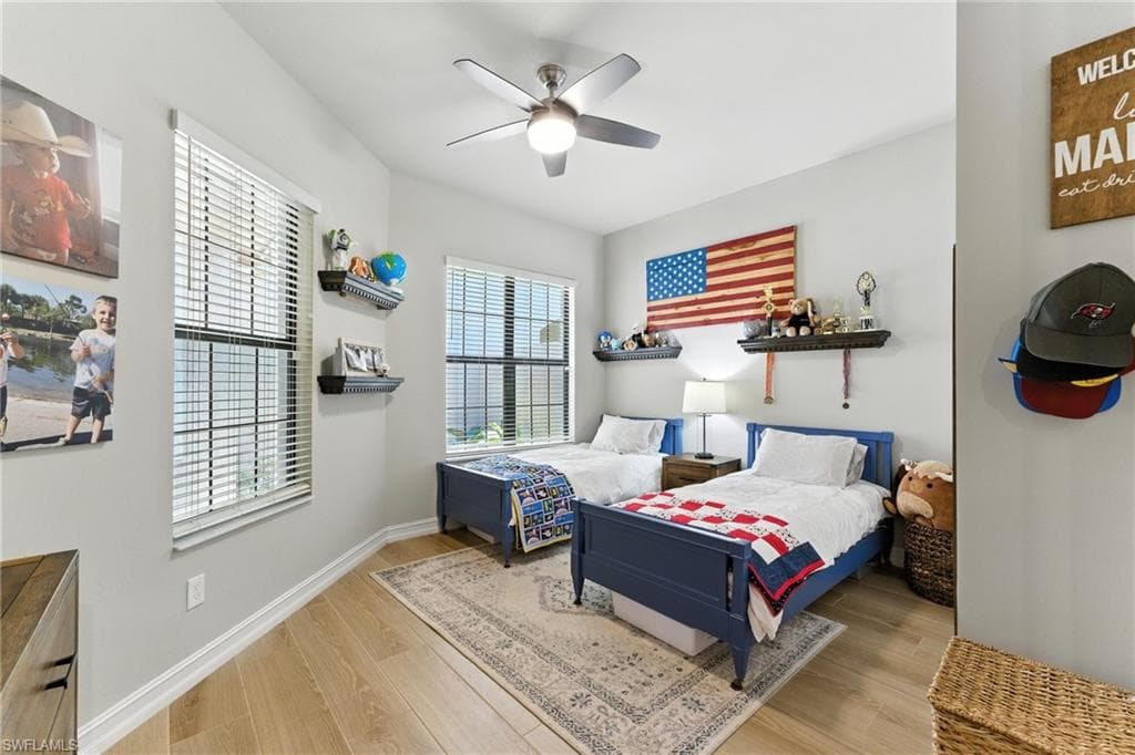 8230 Venetian Pointe DR, FORT MYERS FL 33908-26