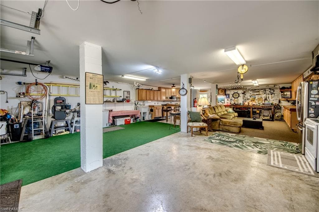 6059 Montego Bay LOOP, FORT MYERS FL 33908-26