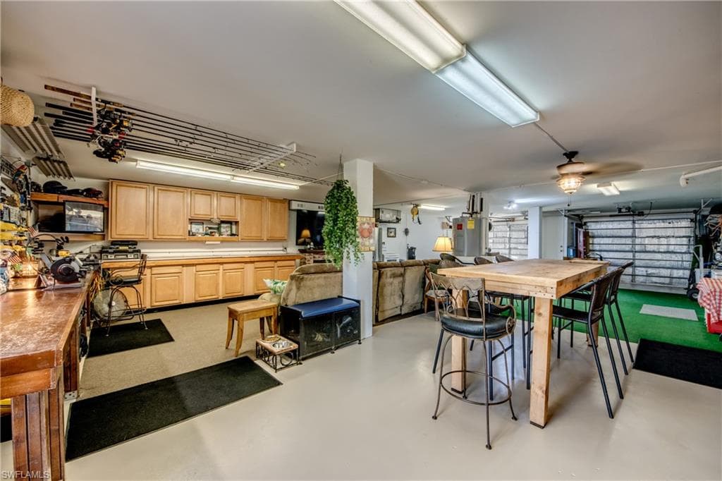 6059 Montego Bay LOOP, FORT MYERS FL 33908-29