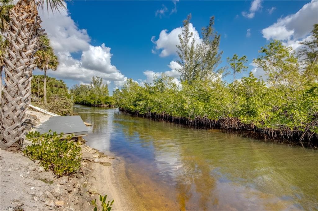 6059 Montego Bay LOOP, FORT MYERS FL 33908-40