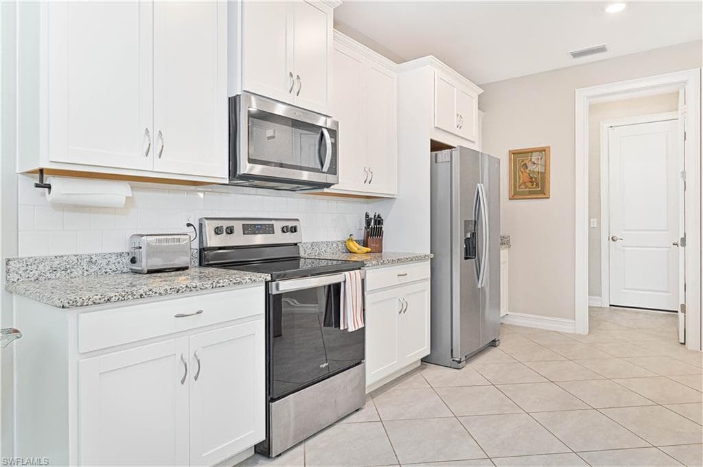 18228 Everson Miles CIR, NORTH FORT MYERS FL 33917-22