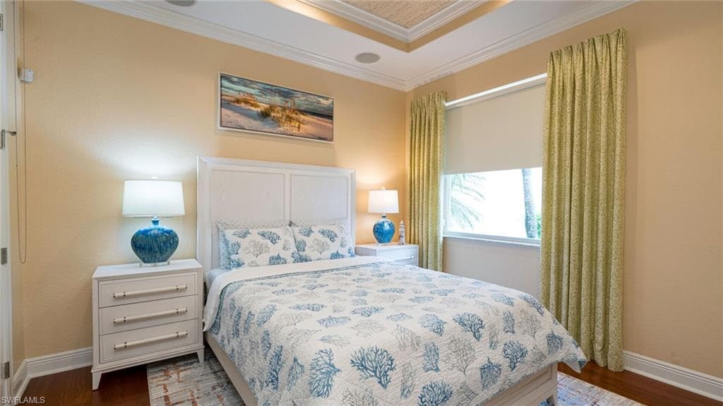 7667 Martino CIR, NAPLES FL 34112-21