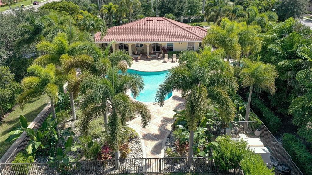 7667 Martino CIR, NAPLES FL 34112-39