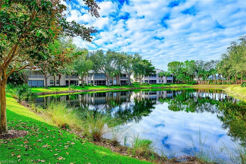 7127 Blue Juniper CT # 201, NAPLES FL 34109-34