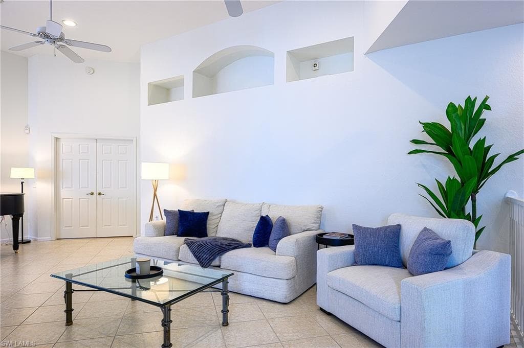 7127 Blue Juniper CT # 201, NAPLES FL 34109-3