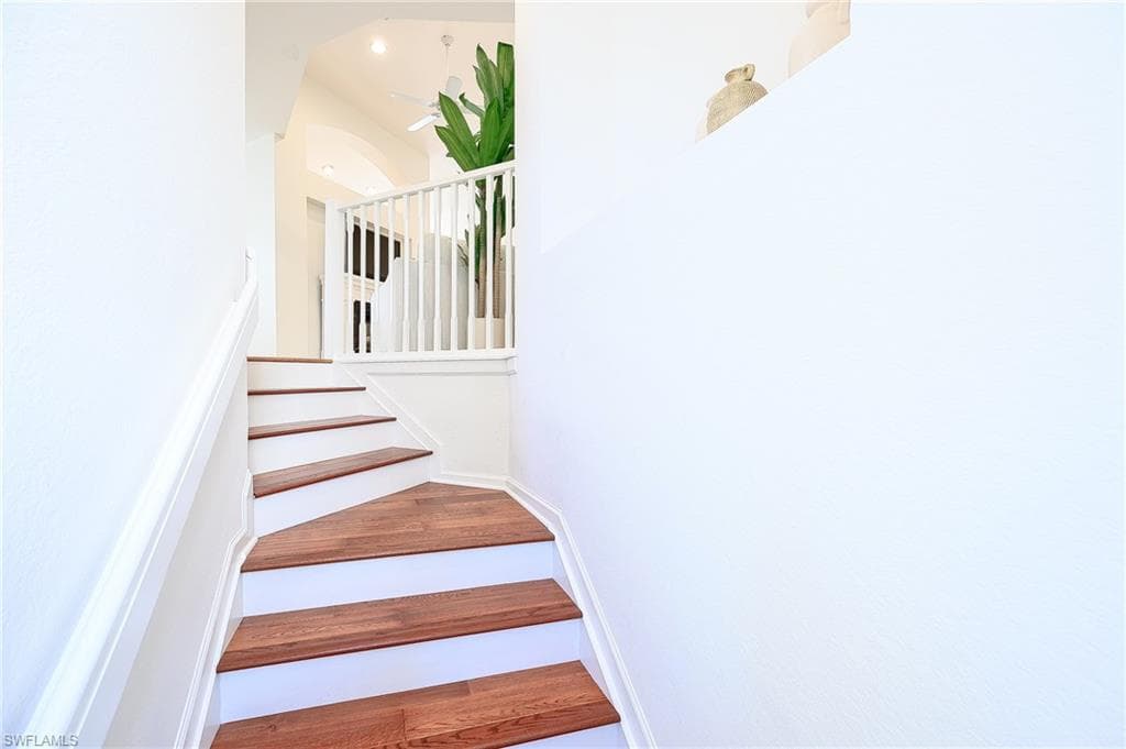 7127 Blue Juniper CT # 201, NAPLES FL 34109-7