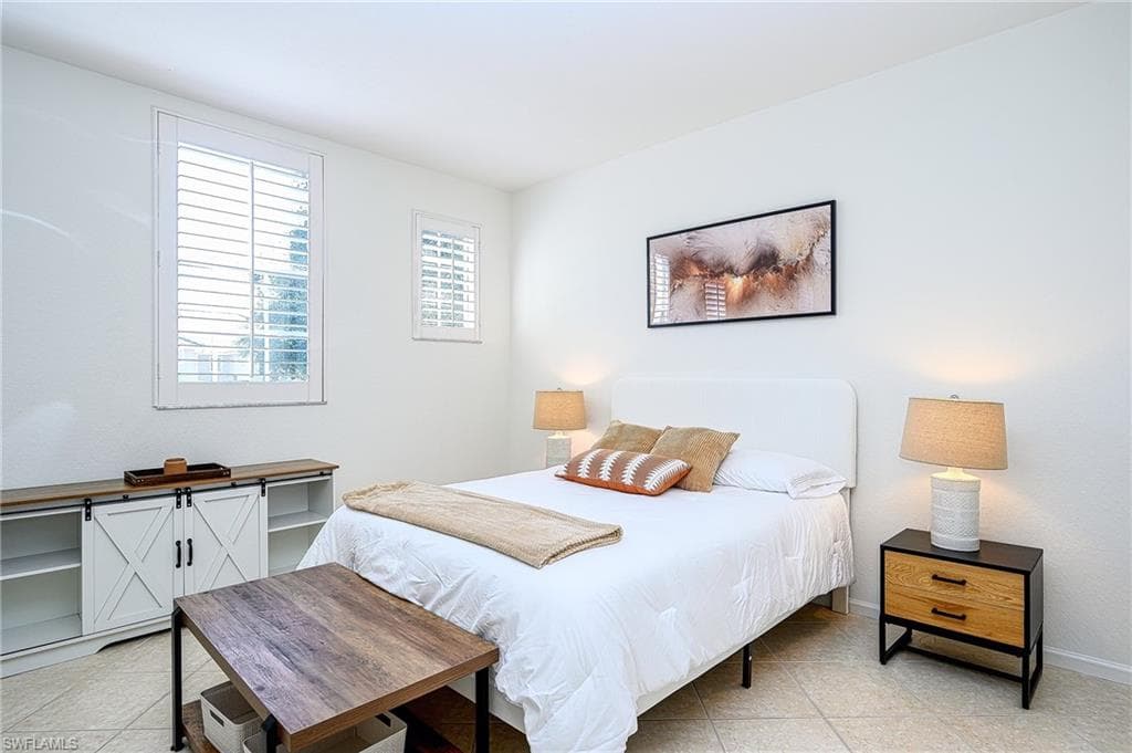 7127 Blue Juniper CT # 201, NAPLES FL 34109-20