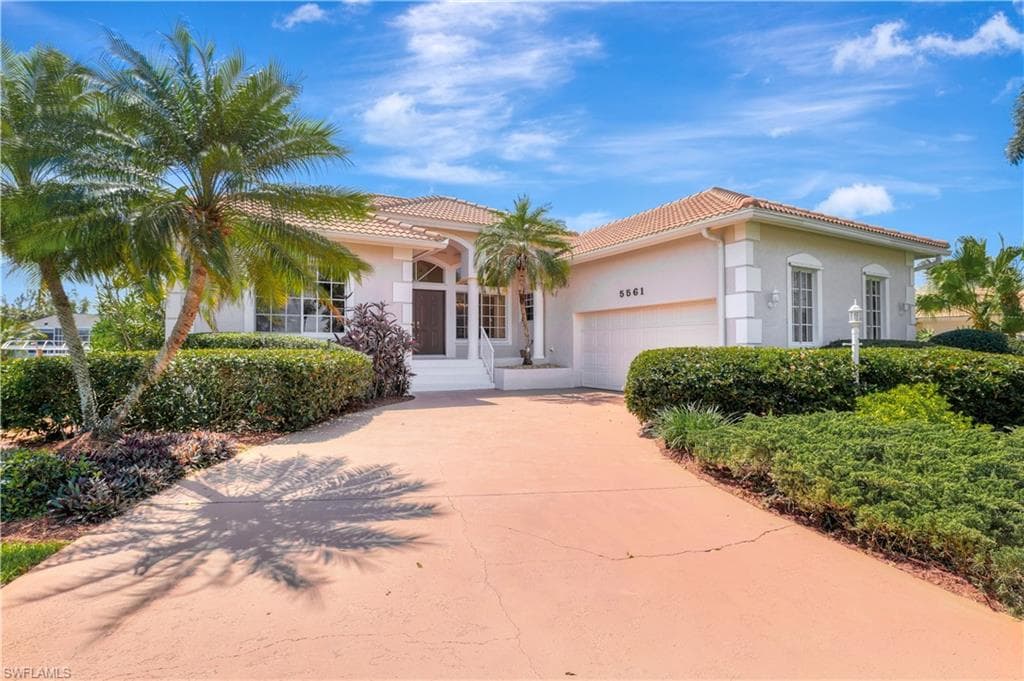 5561 Harborage DR, FORT MYERS FL 33908-27