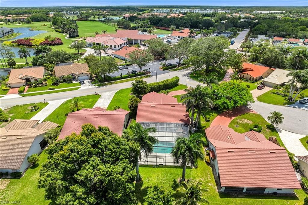 581 Country Walk CT, NAPLES FL 34104-41