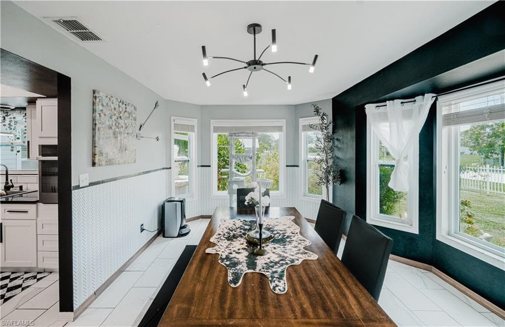 123 Edward AVE, LEHIGH ACRES FL 33936-6