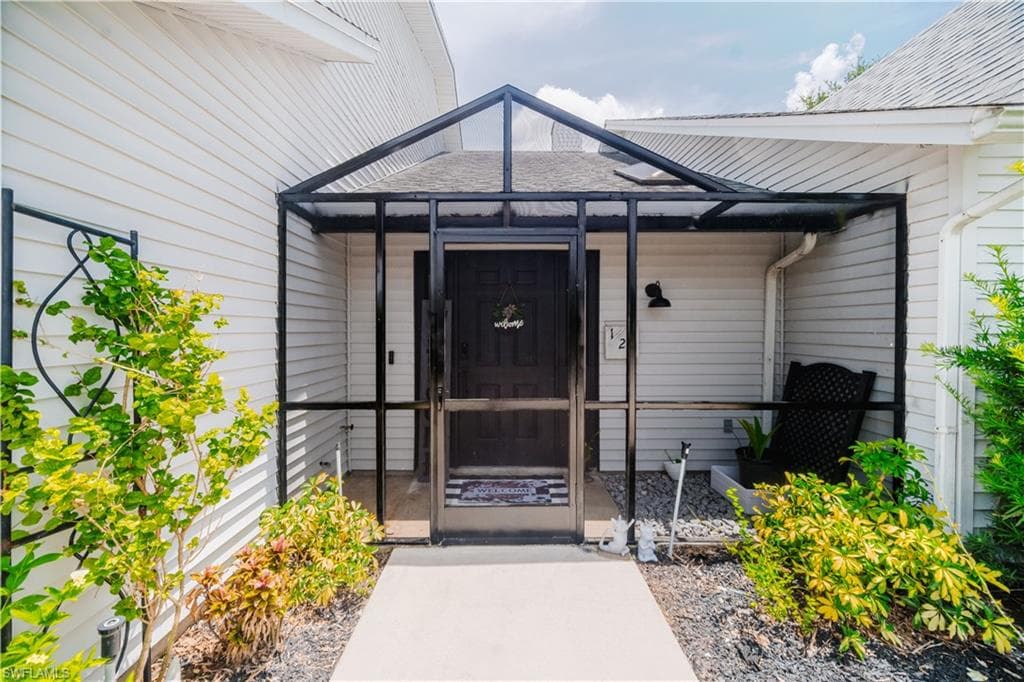 123 Edward AVE, LEHIGH ACRES FL 33936-2