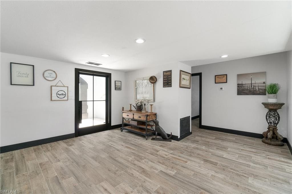 544 Bayside DR, FORT MYERS FL 33919-4