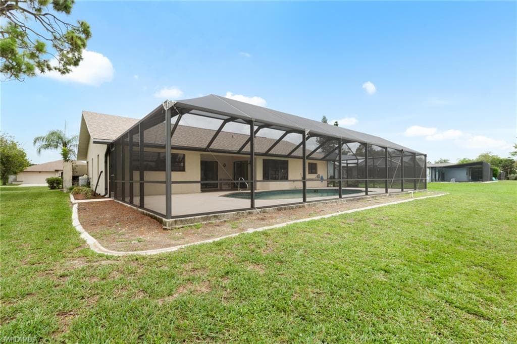 9366 Pineapple RD, FORT MYERS FL 33967-39