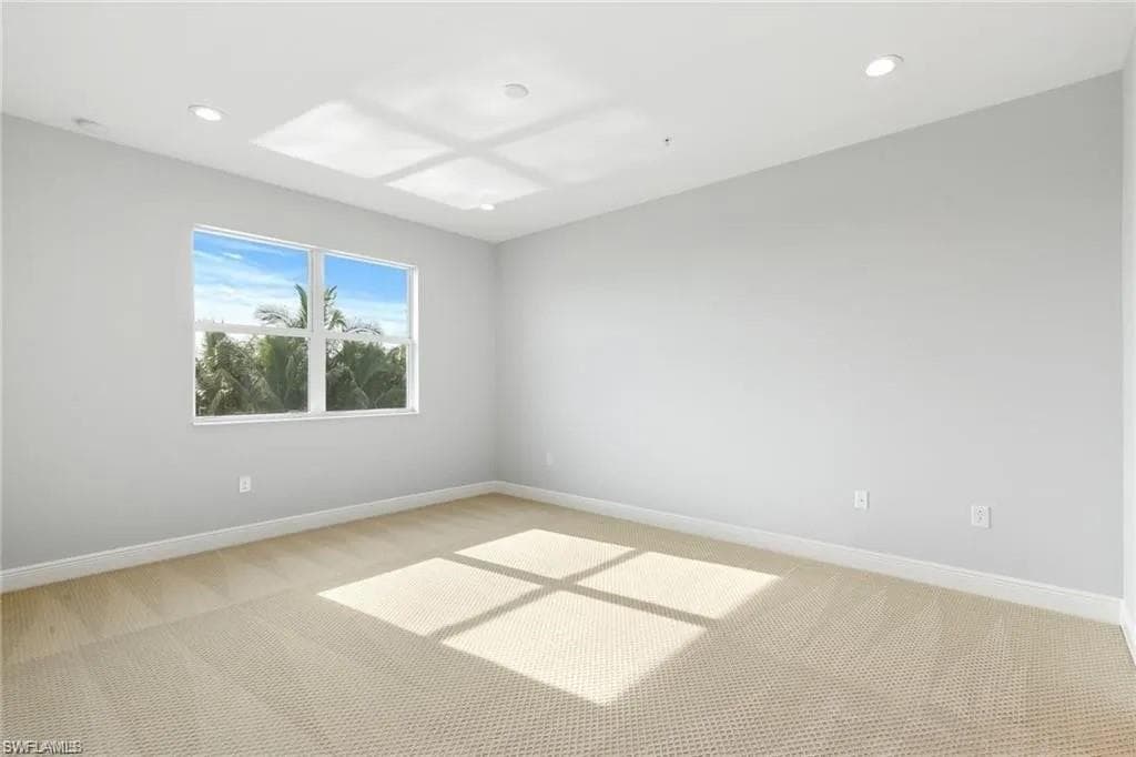 2318 Sawyers Hill RD # 105, NAPLES FL 34120-16