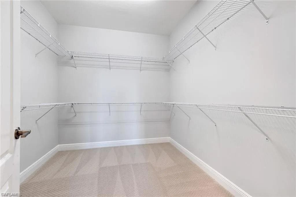 2318 Sawyers Hill RD # 105, NAPLES FL 34120-18