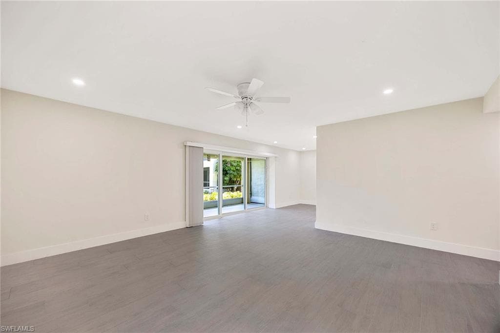 1155 Sandpiper ST # F7, NAPLES FL 34102-7