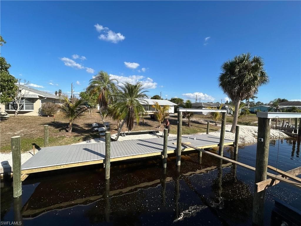 2231 Isle Of Pines AVE, FORT MYERS FL 33905-1