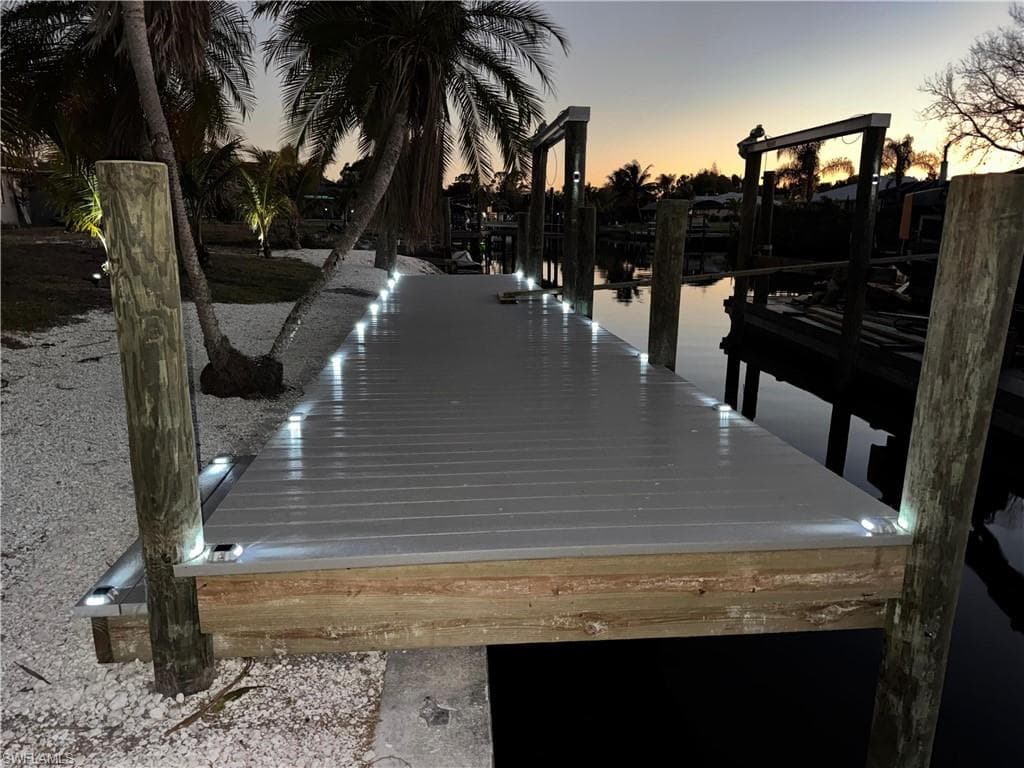 2231 Isle Of Pines AVE, FORT MYERS FL 33905-2