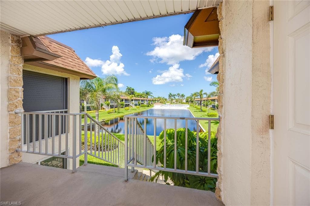 1155 Sandpiper ST # G6, NAPLES FL 34102-2