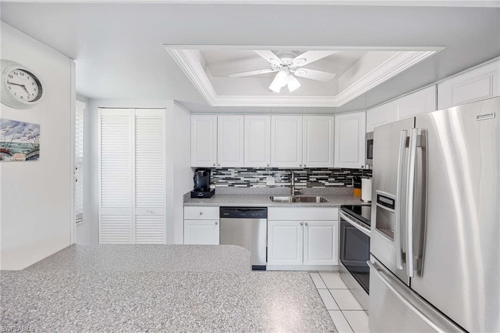 1155 Sandpiper ST # G6, NAPLES FL 34102-8