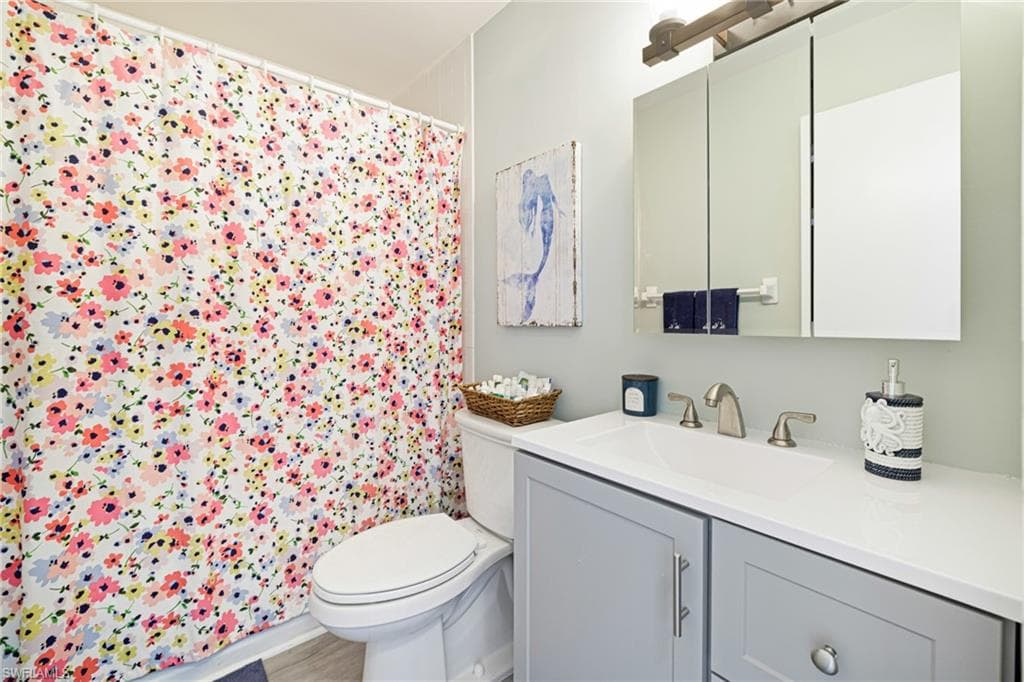 431 Van Buren ST # B6, FORT MYERS FL 33916-25