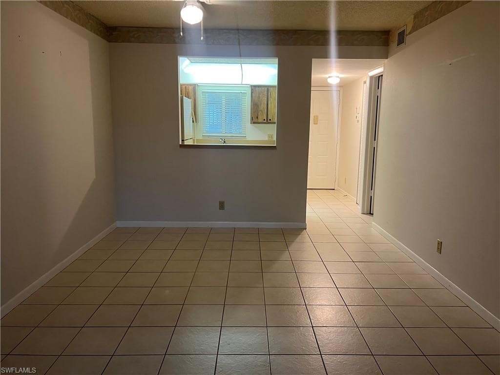 4306 27th CT SW # 103, NAPLES FL 34116-2