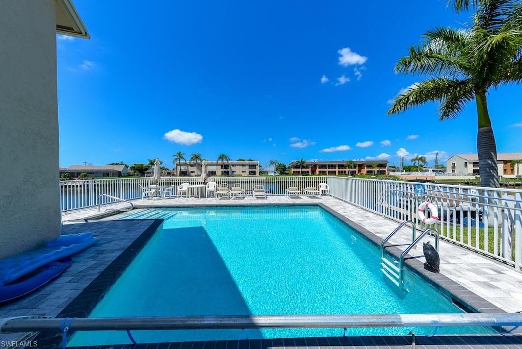 3708 SE 12th AVE 104-15