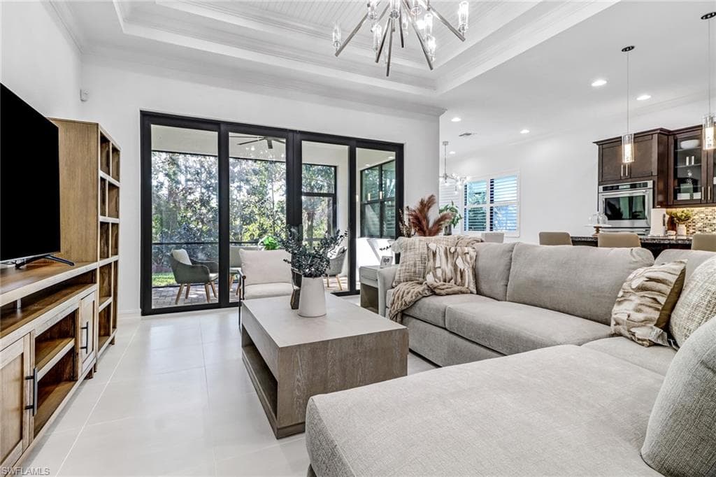 9264 Glenforest DR, NAPLES FL 34120-12