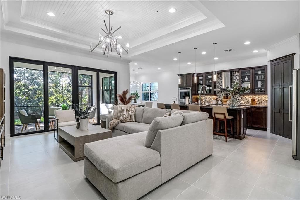 9264 Glenforest DR, NAPLES FL 34120-13