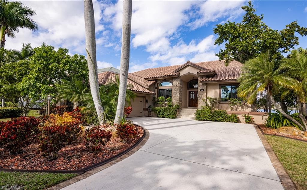 5160 Harborage DR, FORT MYERS FL 33908-2