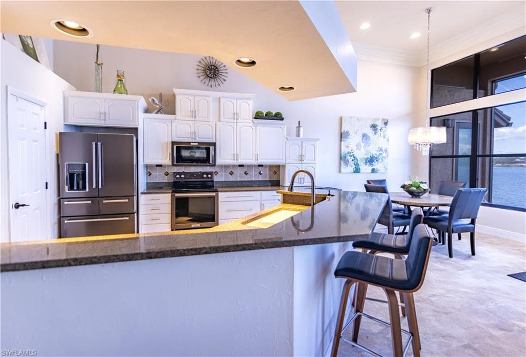 5160 Harborage DR, FORT MYERS FL 33908-7