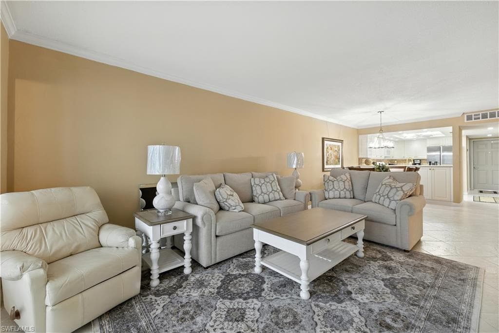 26000 Hickory BLVD # 204, BONITA SPRINGS FL 34134-12