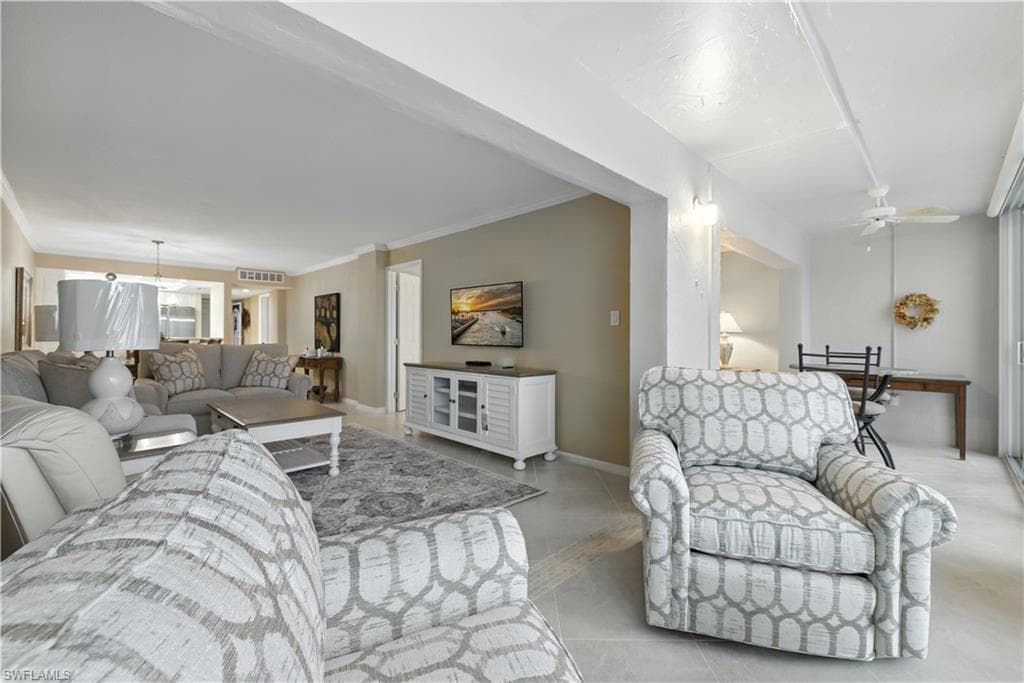 26000 Hickory BLVD # 204, BONITA SPRINGS FL 34134-15