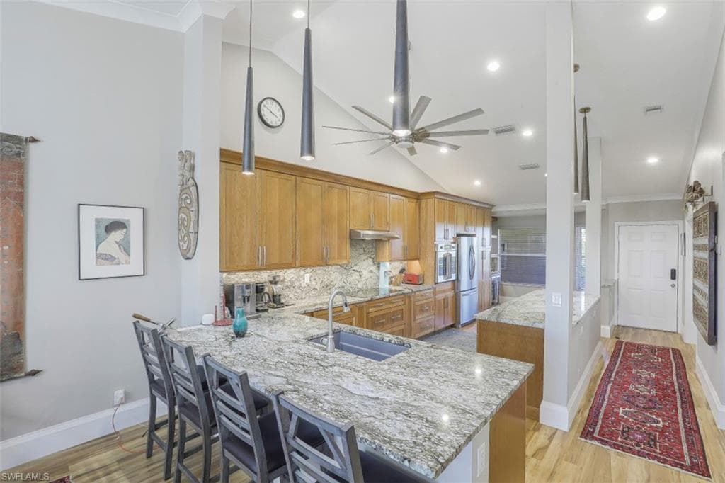 360 Horse Creek DR # 502, NAPLES FL 34110-6