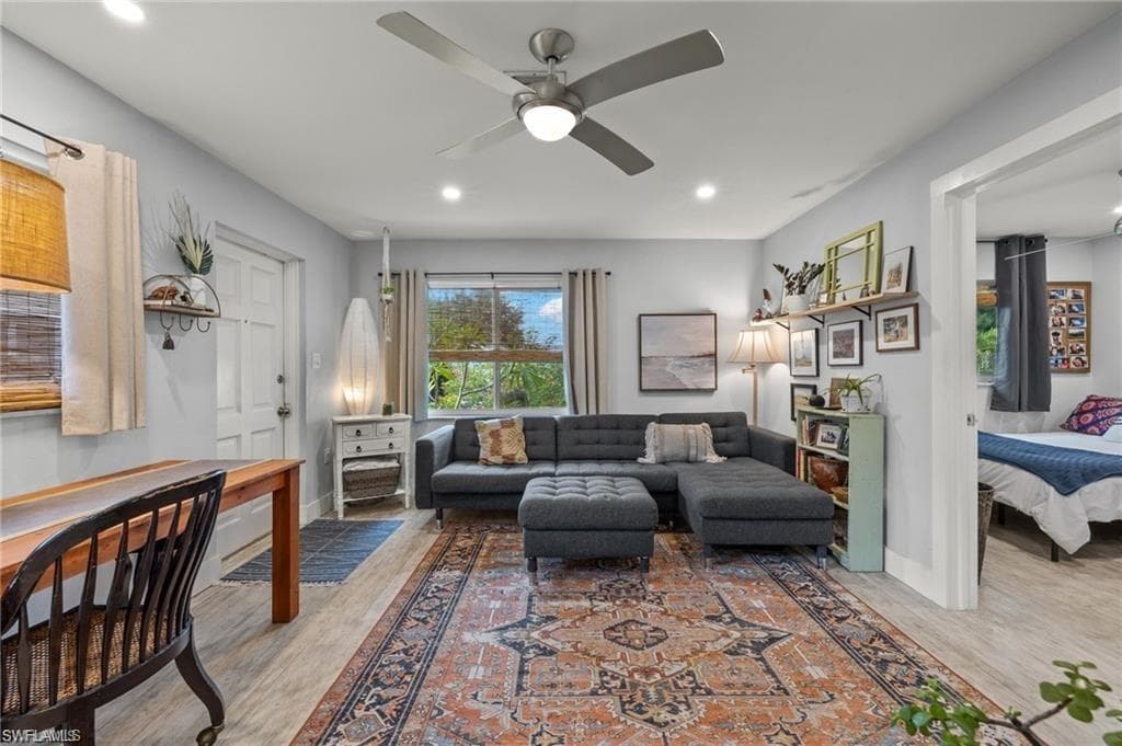 817 Courtington LN # 2, FORT MYERS FL 33919-7