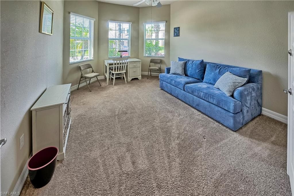 6623 Monterey PT, NAPLES FL 34105-15