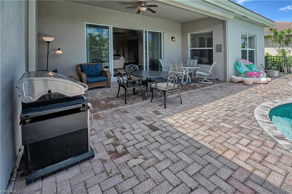6623 Monterey PT, NAPLES FL 34105-25