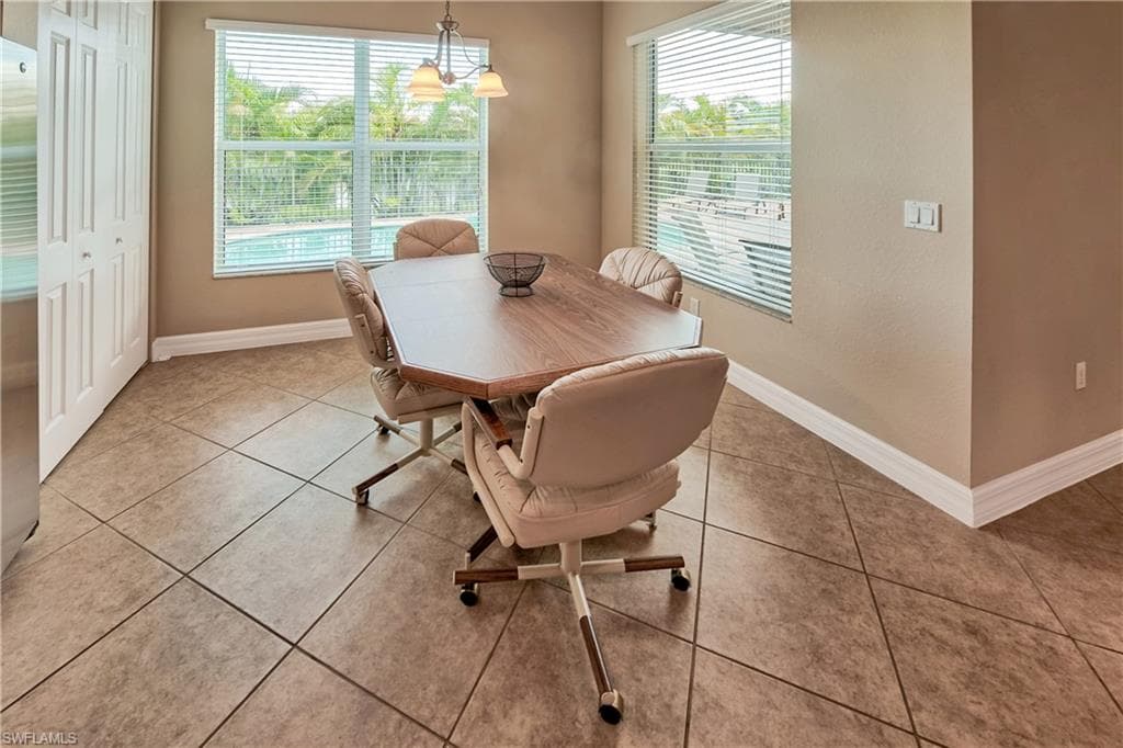 6623 Monterey PT, NAPLES FL 34105-8