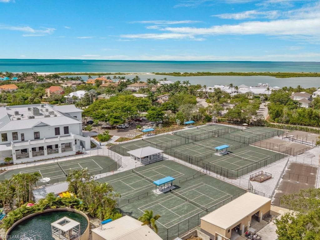 950 Sea Oats CT, MARCO ISLAND FL 34145-33