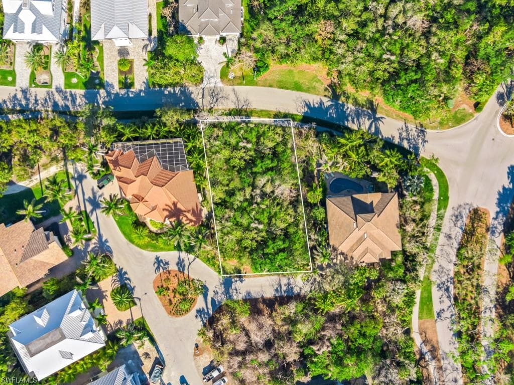 950 Sea Oats CT, MARCO ISLAND FL 34145-10