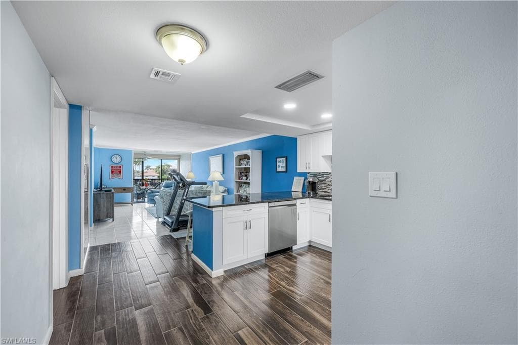 4260 SE 20th PL # 206, CAPE CORAL FL 33904-8