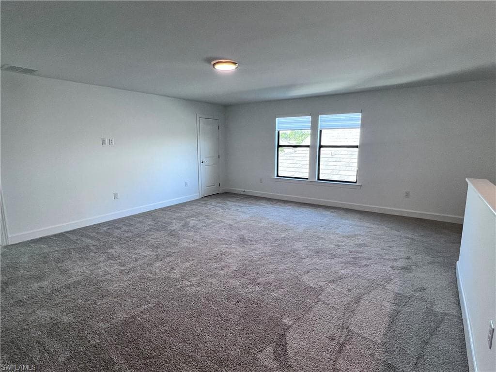 3700 Passion Vine DR, ALVA FL 33920-29