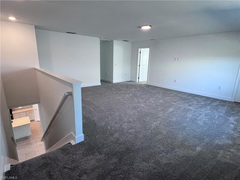 3700 Passion Vine DR, ALVA FL 33920-28