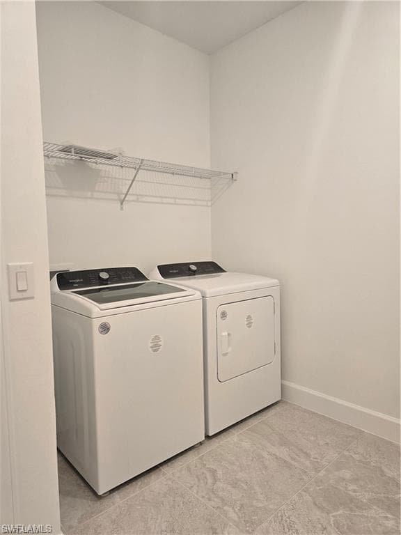 3700 Passion Vine DR, ALVA FL 33920-7