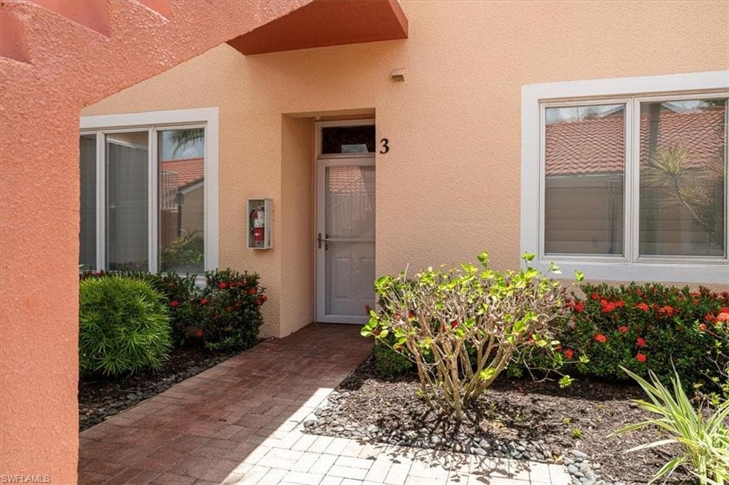 2355 Hidden Lake DR # 3, NAPLES FL 34112-1
