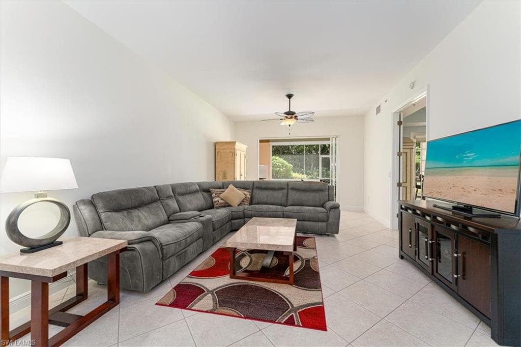 2355 Hidden Lake DR # 3, NAPLES FL 34112-17
